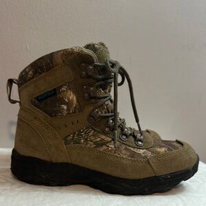 Youth Size 5 Itasca Thunder Ridge Hiking Waterproof Boots Kid's Camouflage